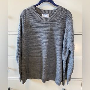 Old navy grey colored tunic length sweater. Size Large.